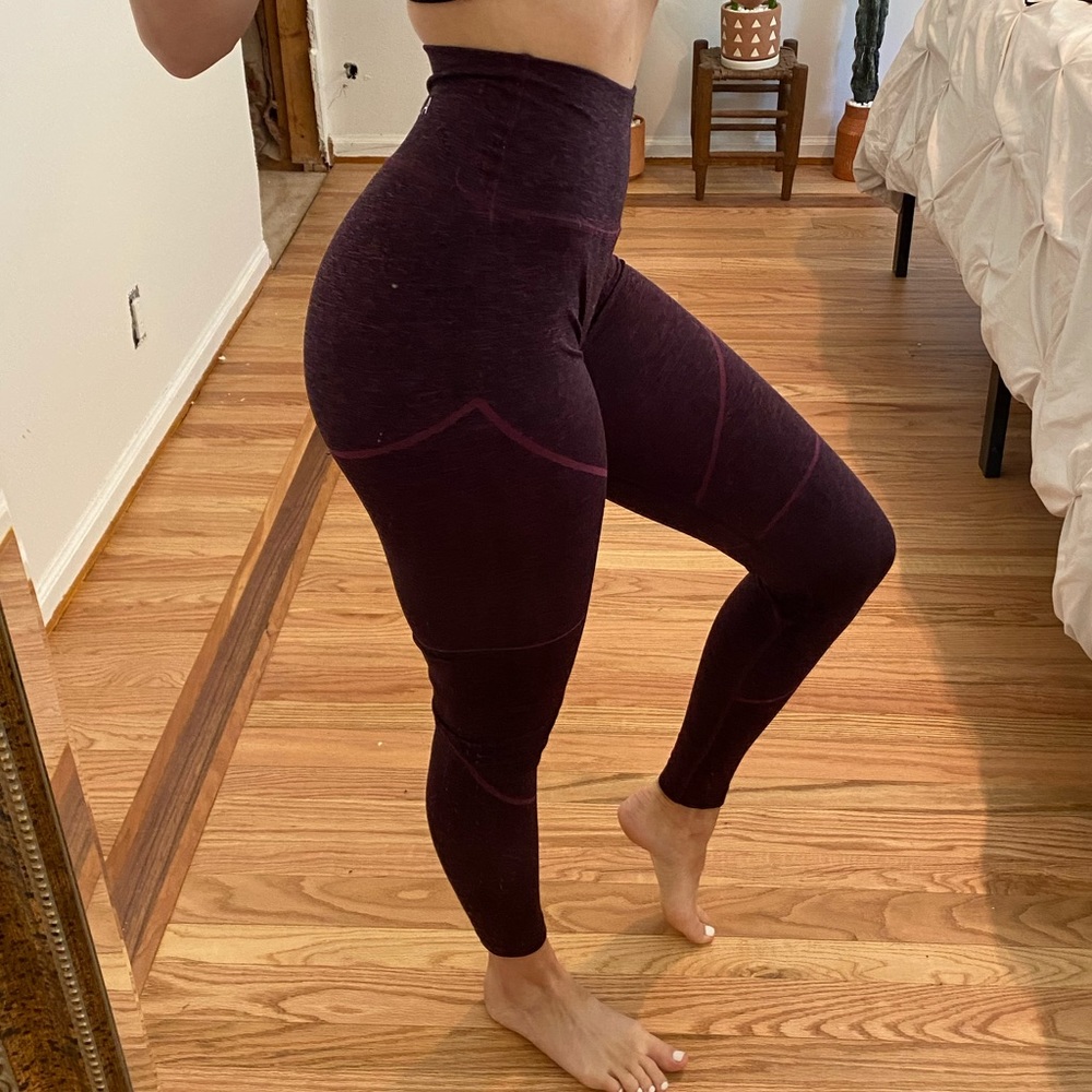 Alphalete V2 revival leggings small